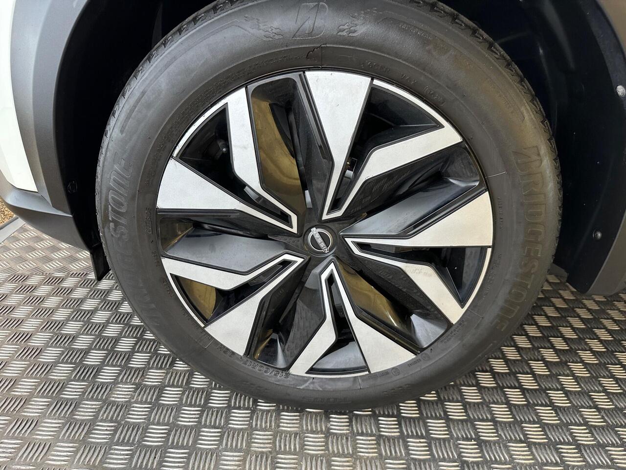 Nissan Juke YE23LGL