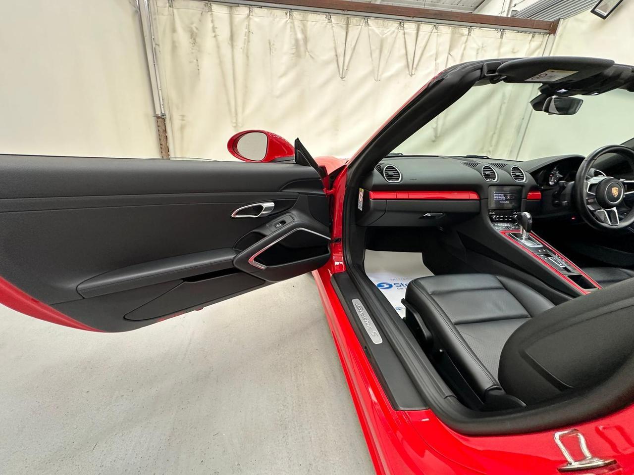Porsche 718 Boxster EA67ZHP