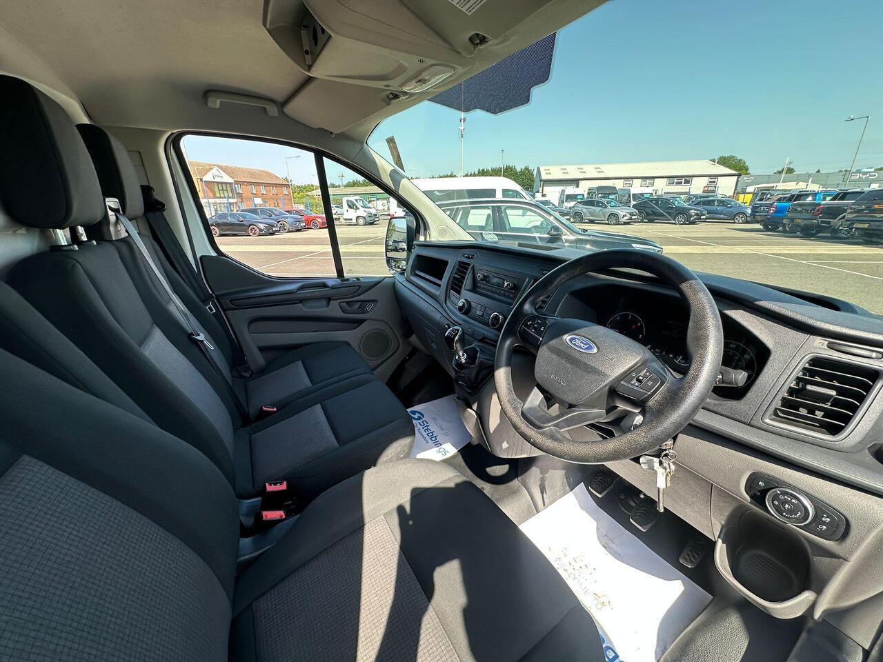 Ford Transit Custom YR19BFT