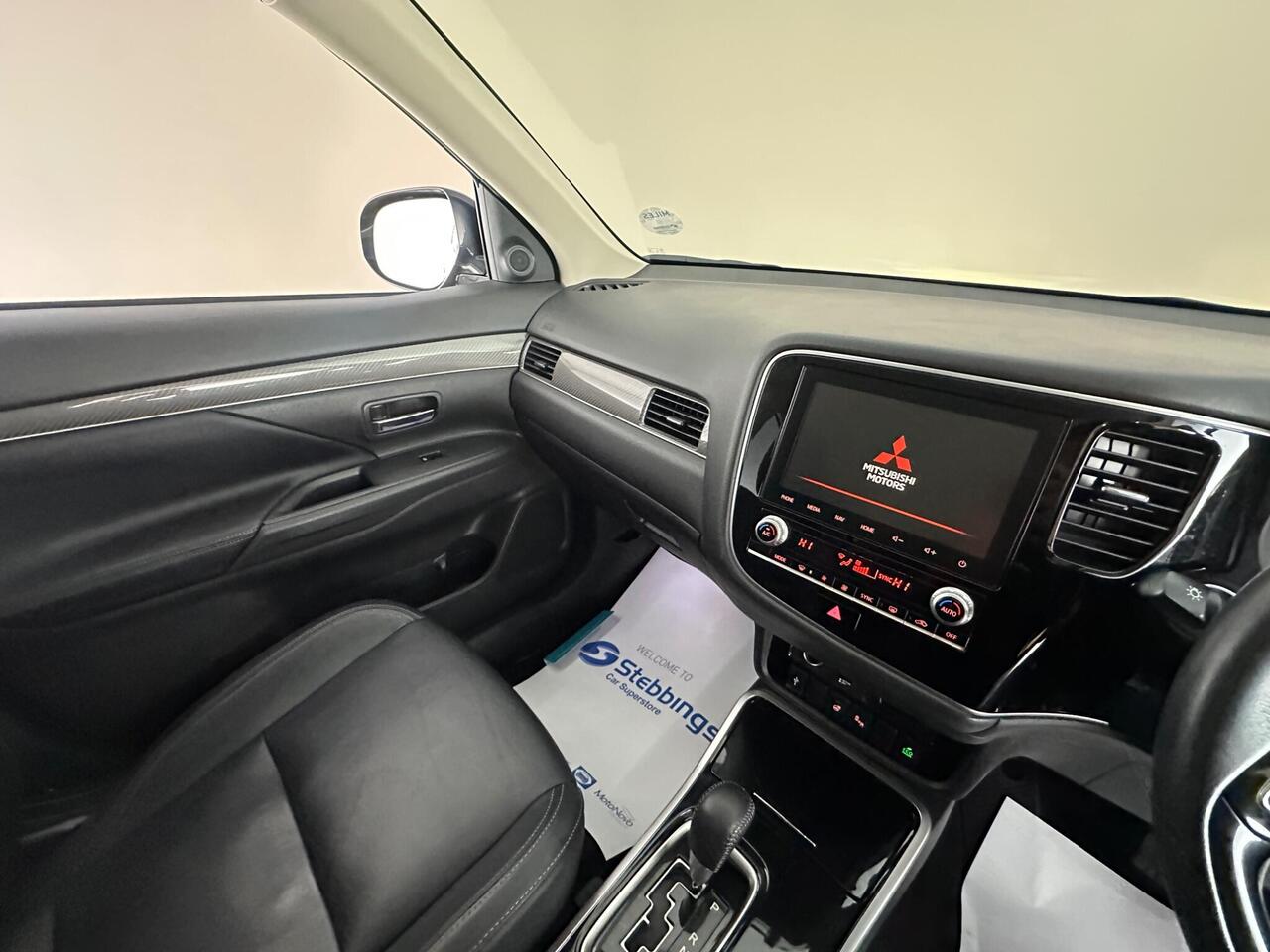 Mitsubishi Outlander FM19SHX