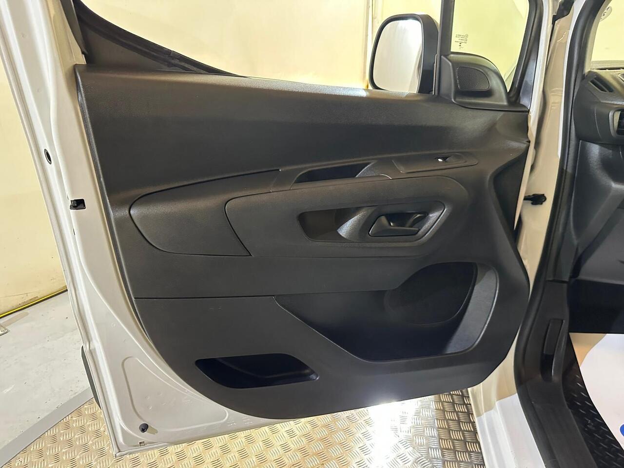 Citroen Berlingo CF23VVC