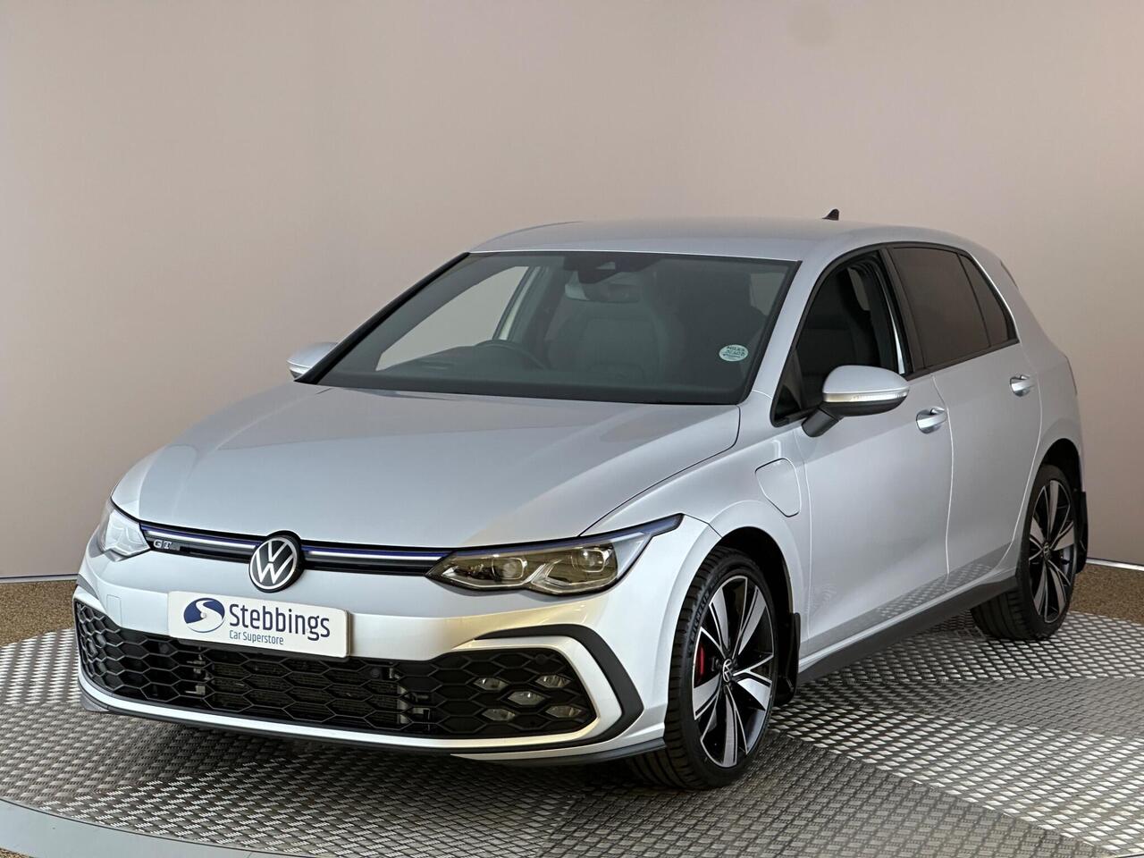 Volkswagen Golf AJ21MVG