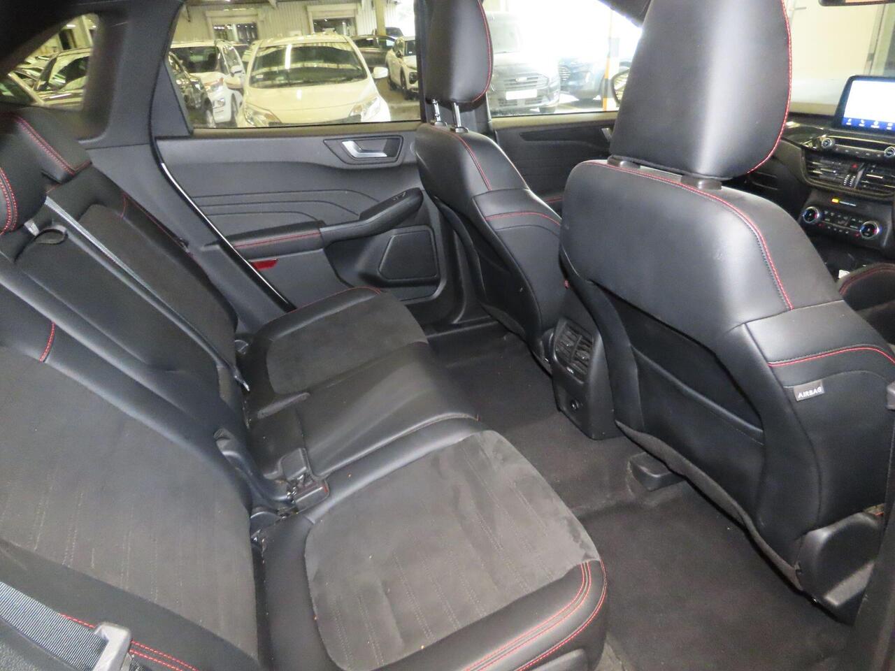 Ford Kuga EN72OHL