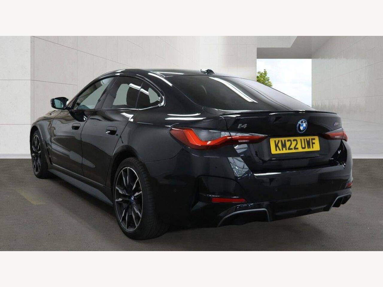 BMW i4 KM22UWF