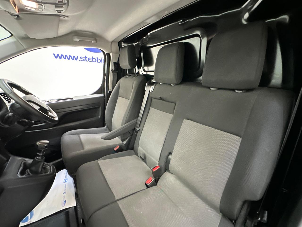 Vauxhall Vivaro KS23DHY