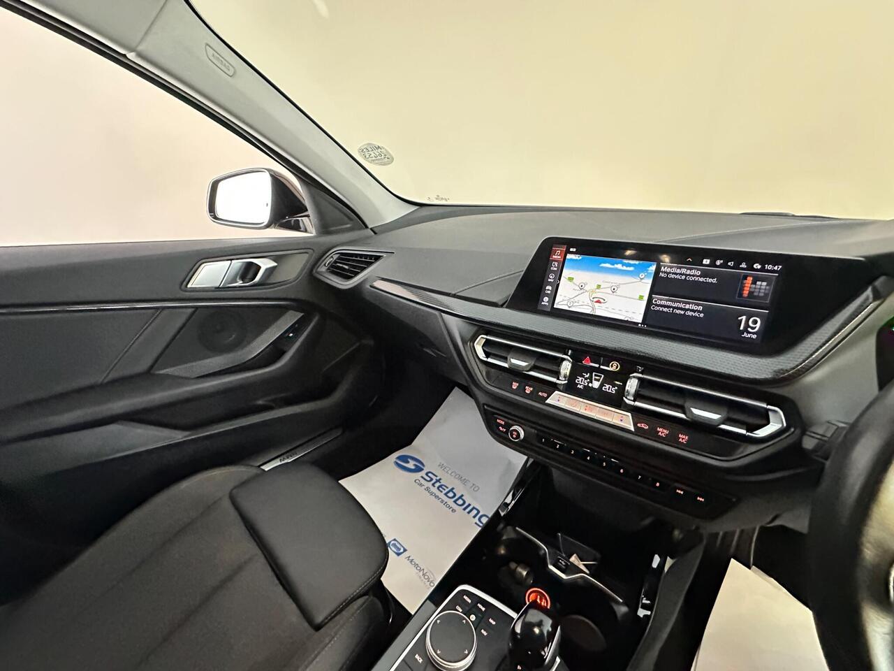 BMW 1 Series HT71AVC
