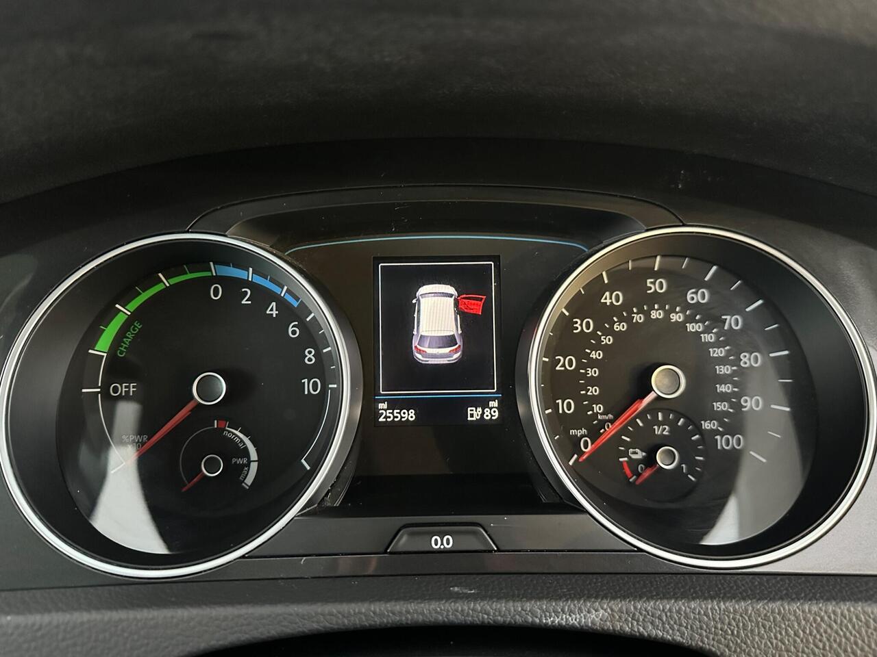 Volkswagen e-Golf SH19YMK