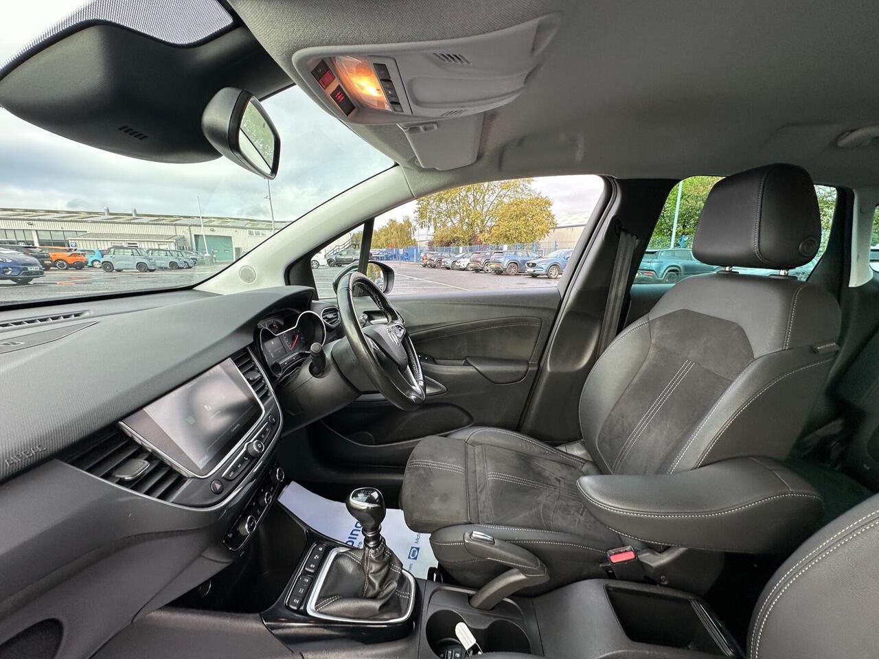 Vauxhall Crossland SH22LWL