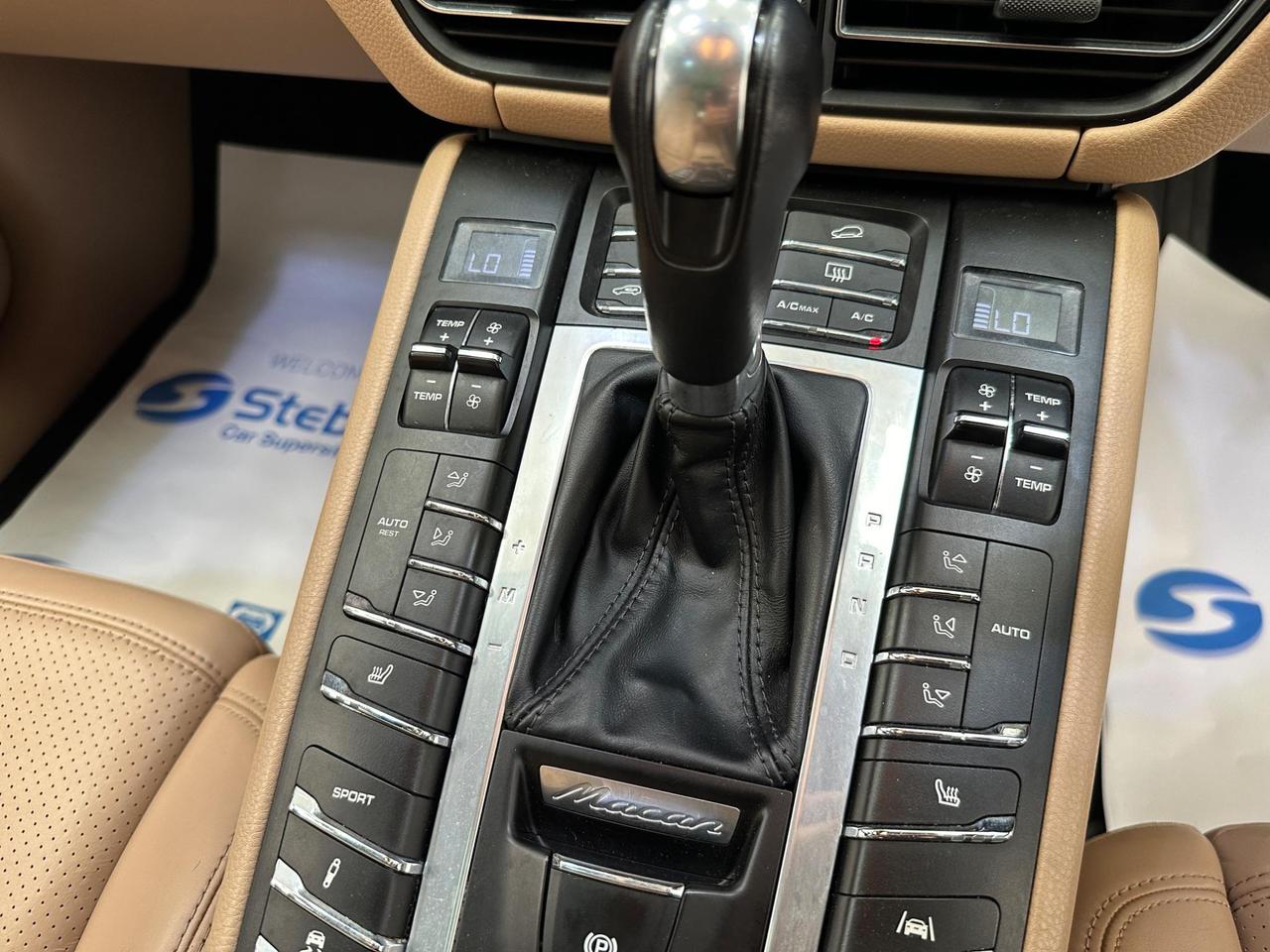 Porsche Macan AE69ODL
