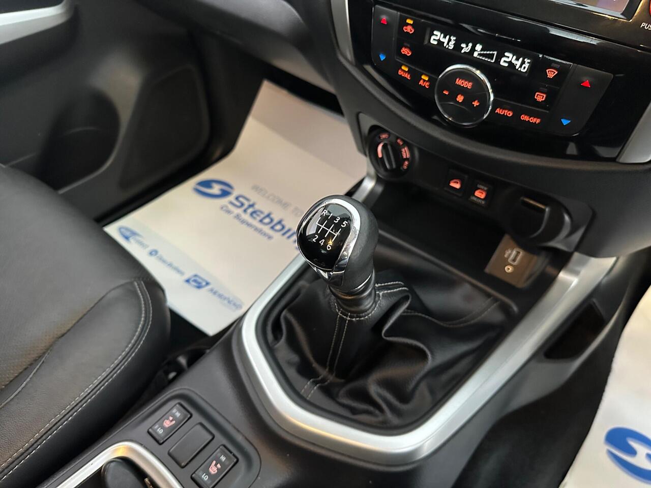 Nissan Navara YH21DDW