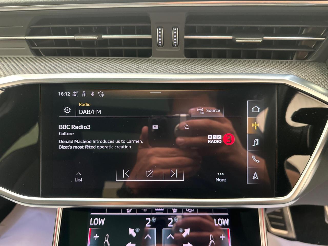 Audi RS6 Avant WU71CXE