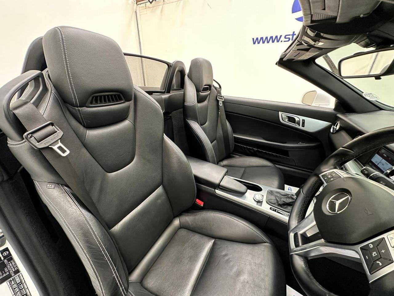 Mercedes-Benz SLK HJ63UBD