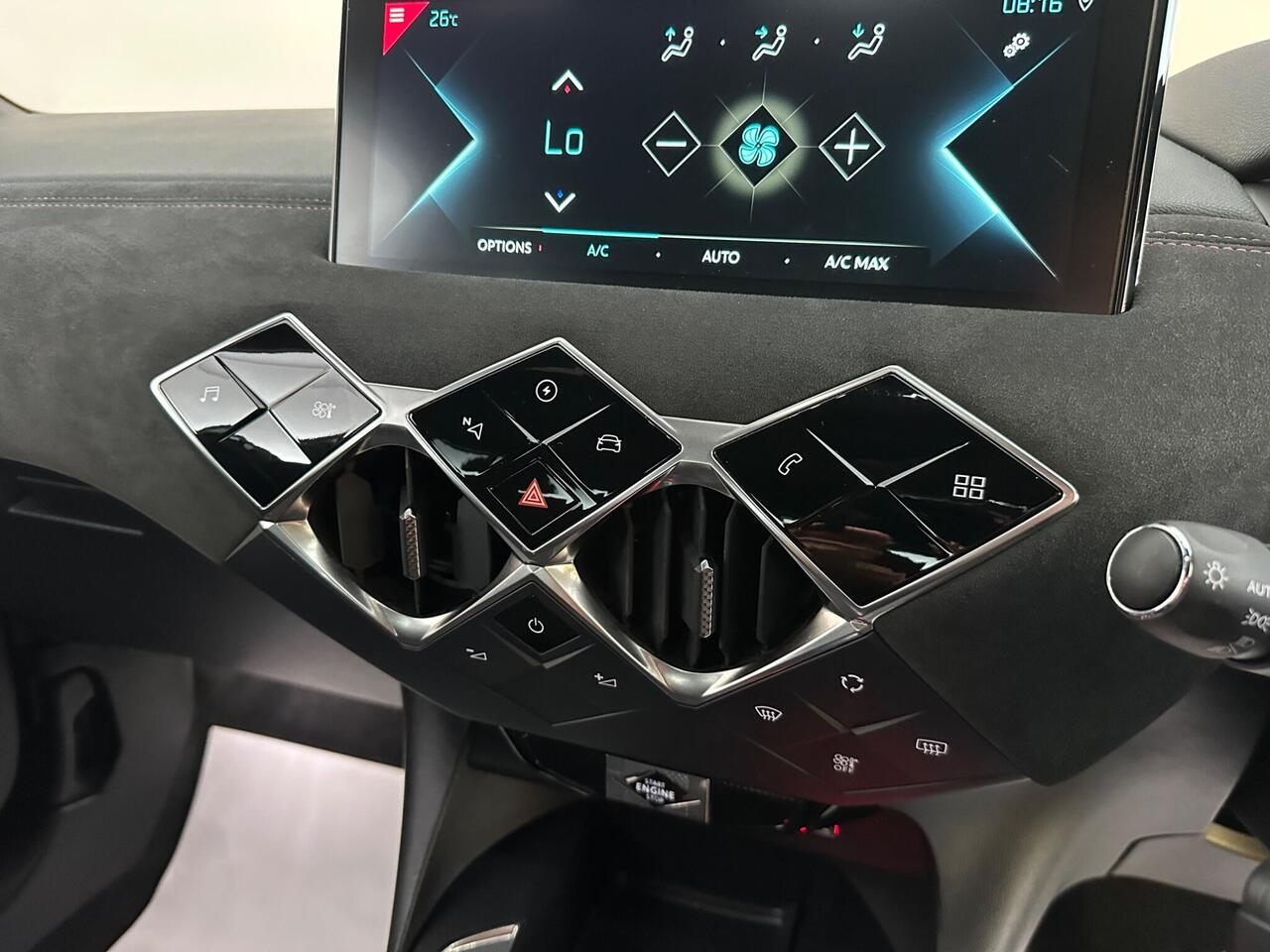 DS AUTOMOBILES DS 3 CROSSBACK DU71ECX