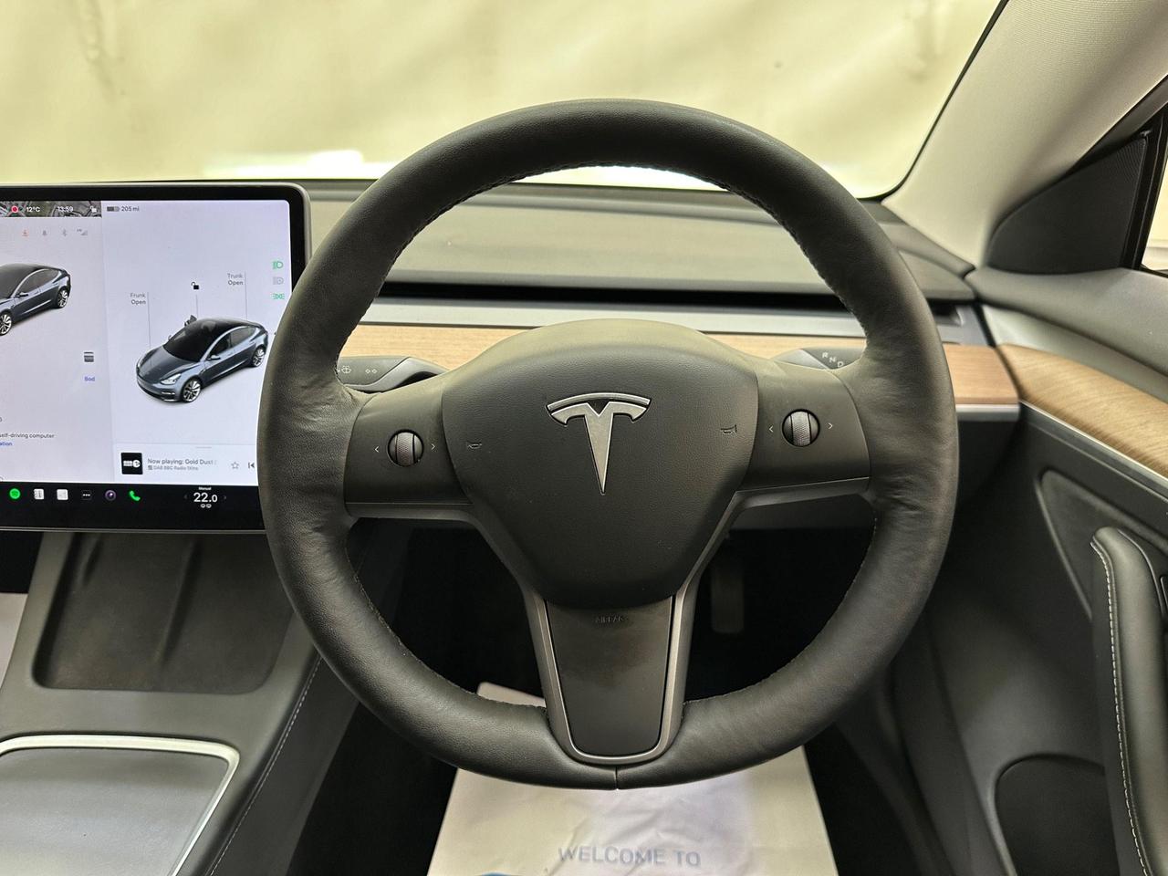 Tesla Model 3 NJ21YXM