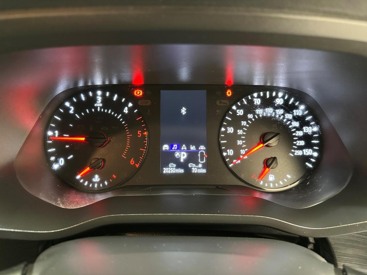 Nissan Primastar DL72BWH