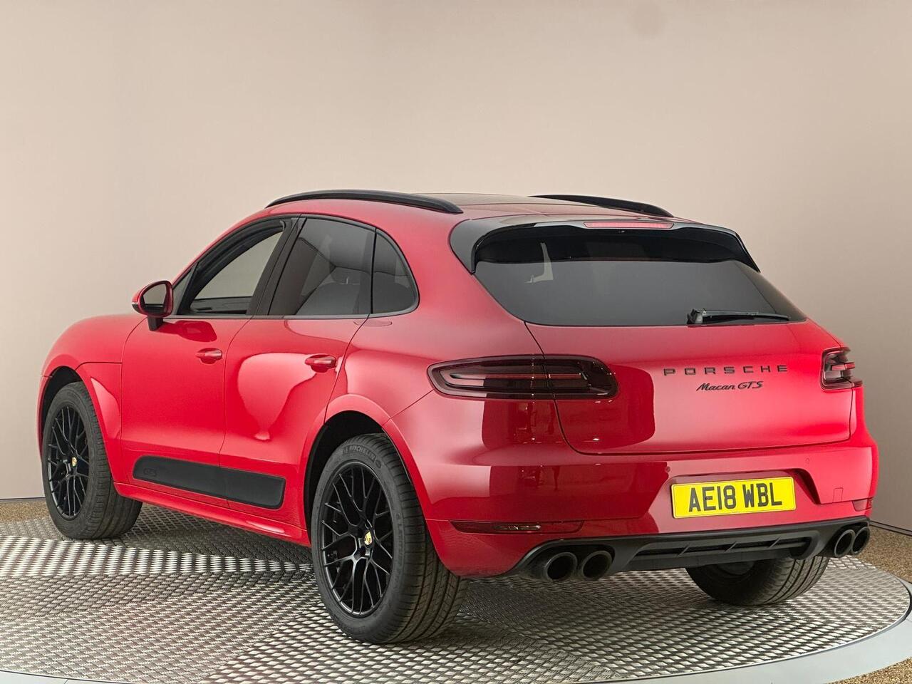 Porsche Macan AE18WBL