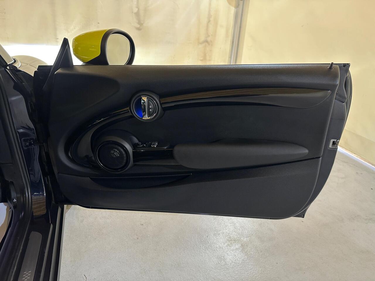 MINI Electric Hatch YG20SXZ