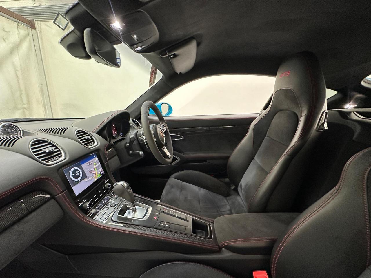 Porsche 718 Cayman AF19HFM