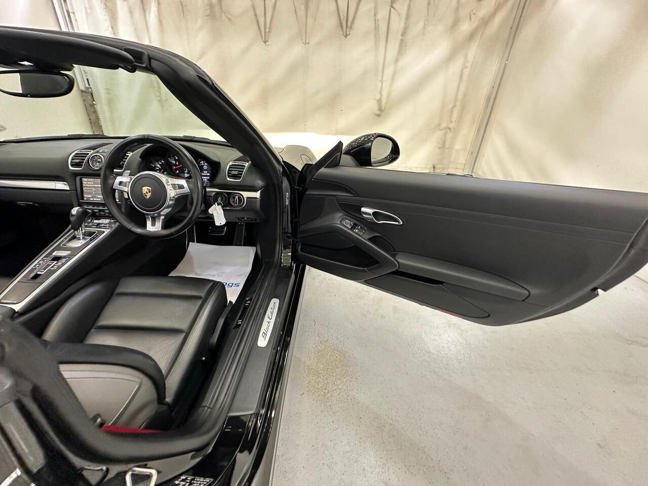 Porsche Boxster FD65OEE