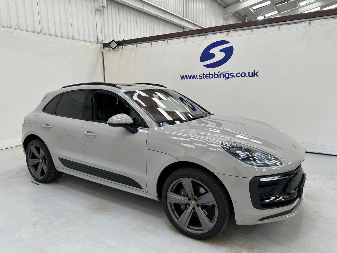 Porsche Macan SM22PHN