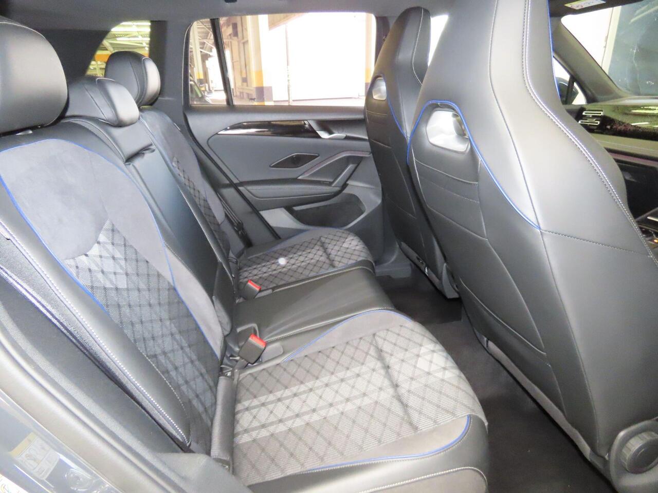 Volkswagen Tiguan YF74VPZ