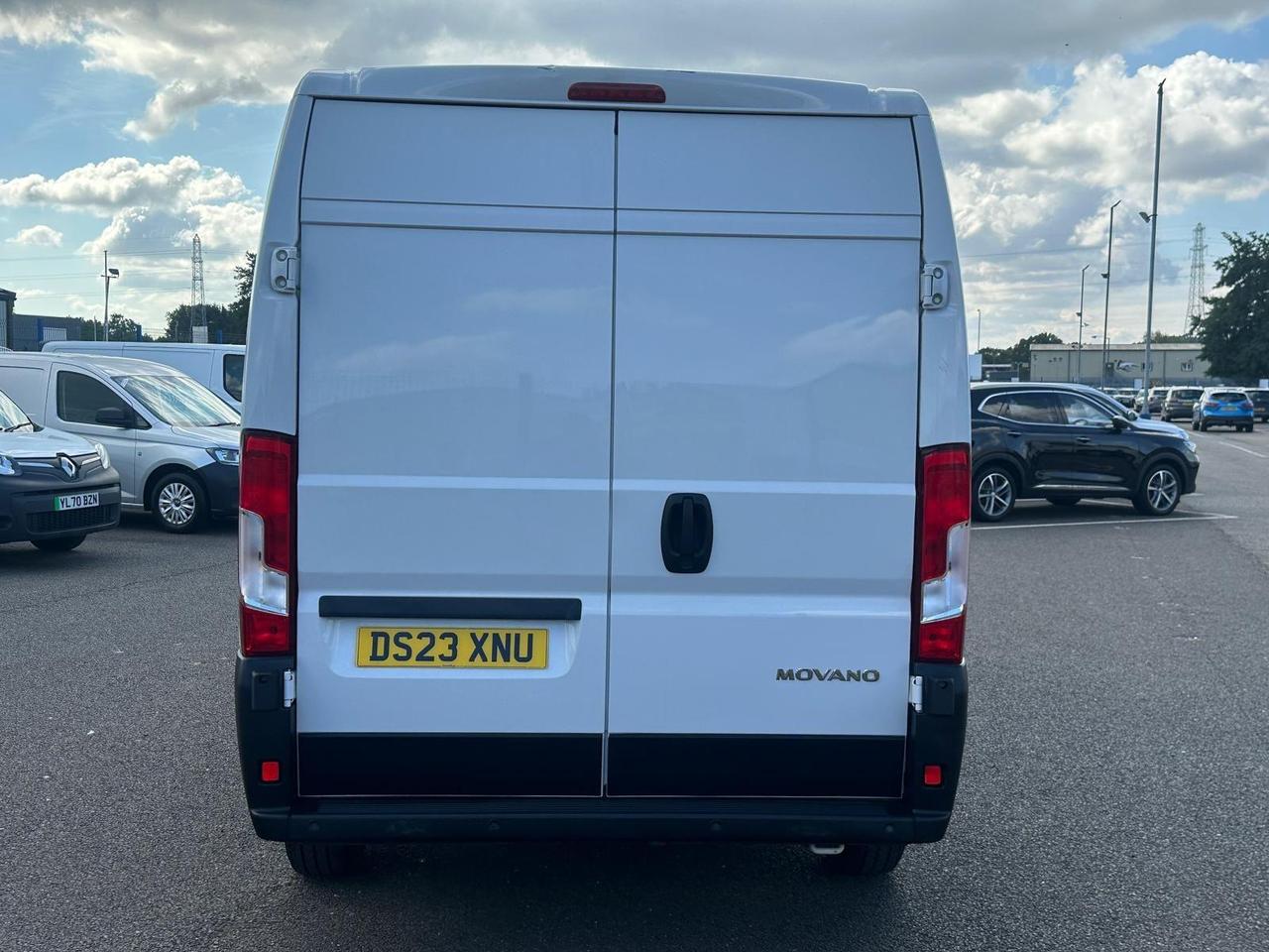 Vauxhall Movano DS23XNU