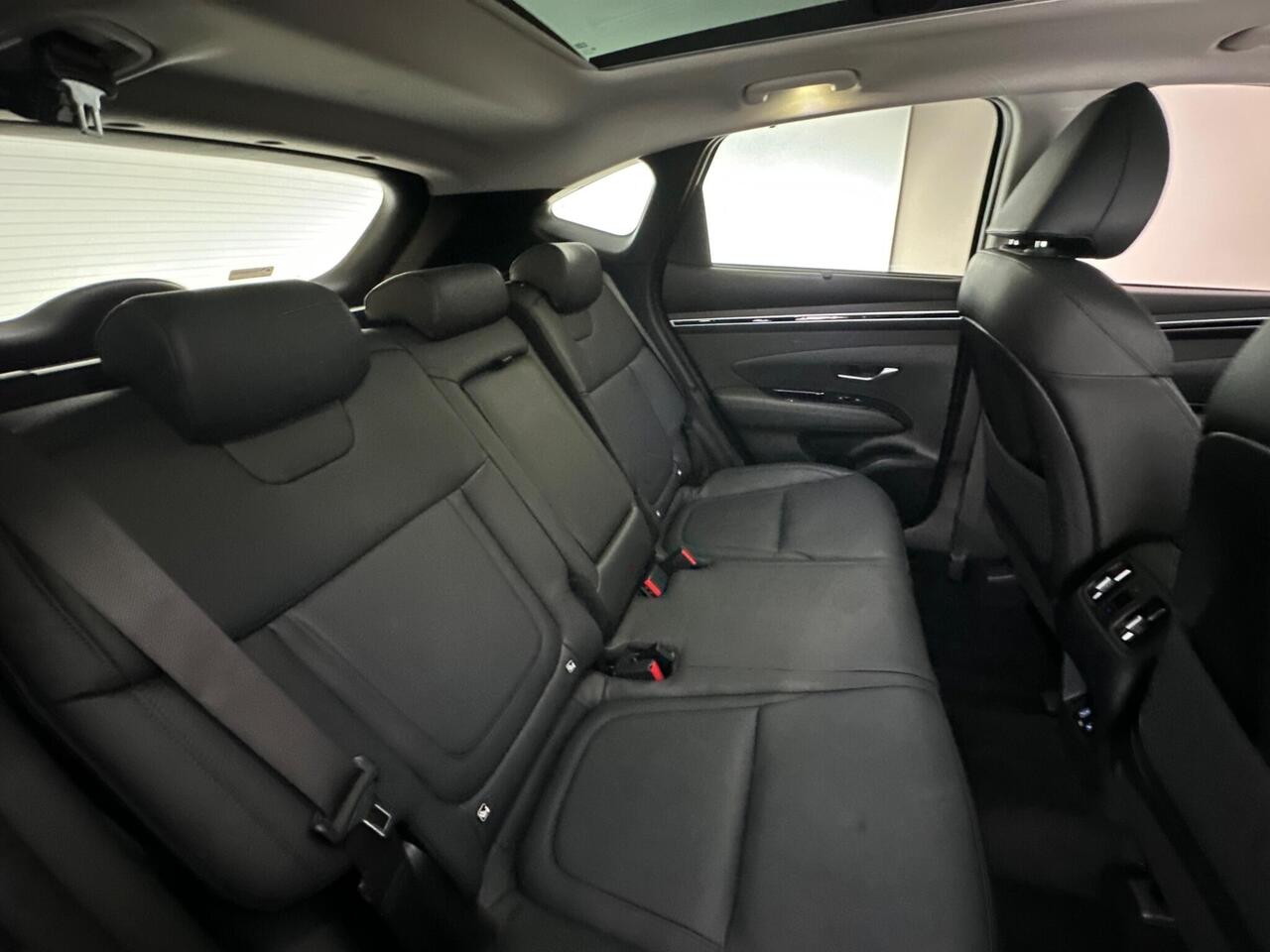 Hyundai TUCSON LE23RTZ