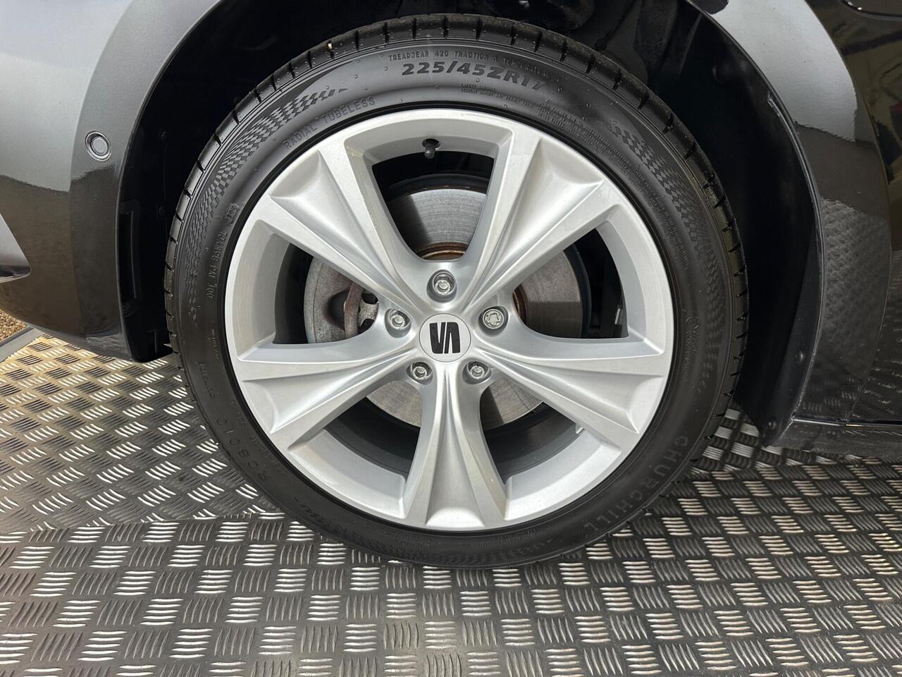 SEAT Leon YO24KGG