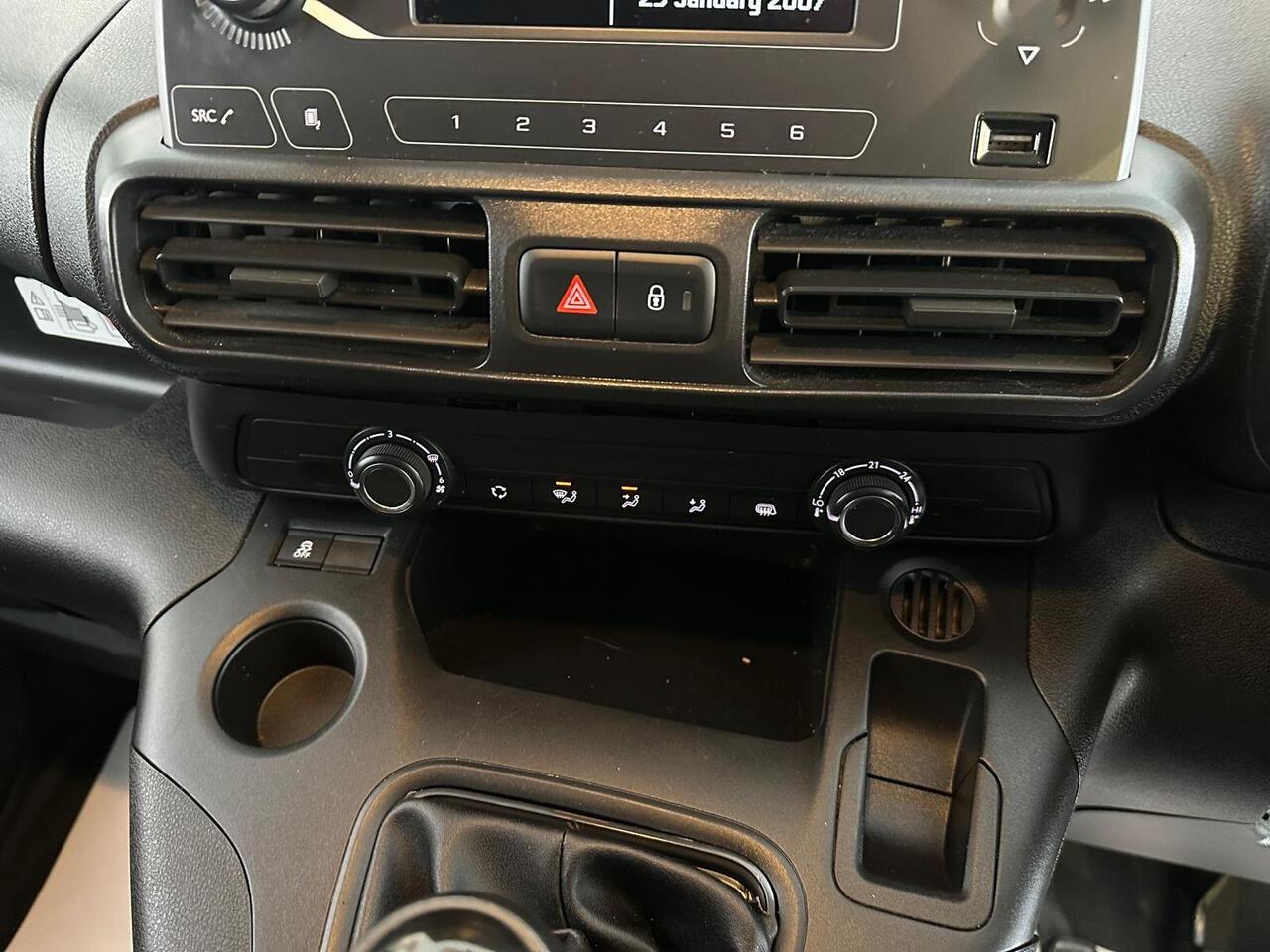 Vauxhall Combo FE70OOB