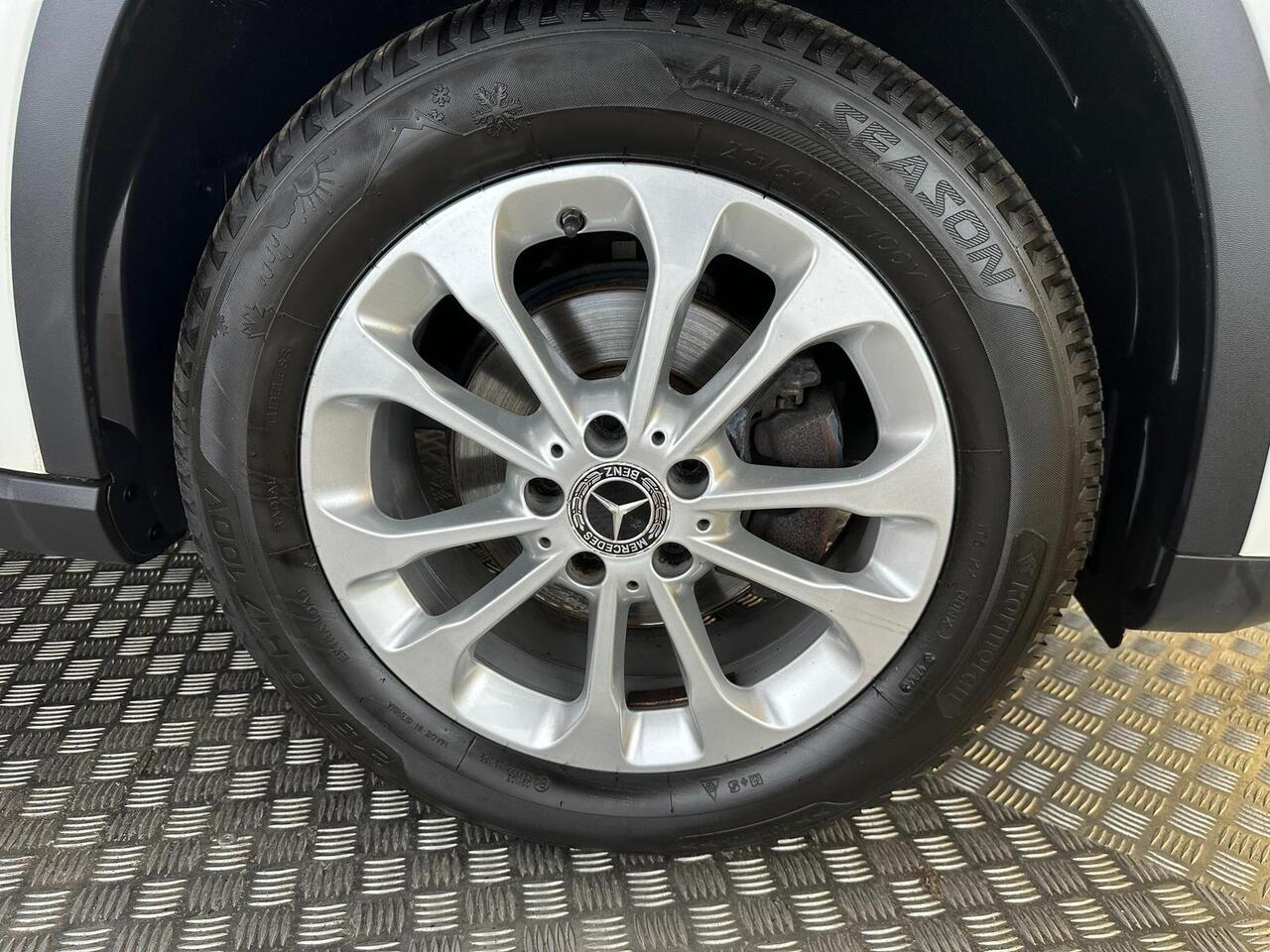 Mercedes-Benz GLA FX68VUB