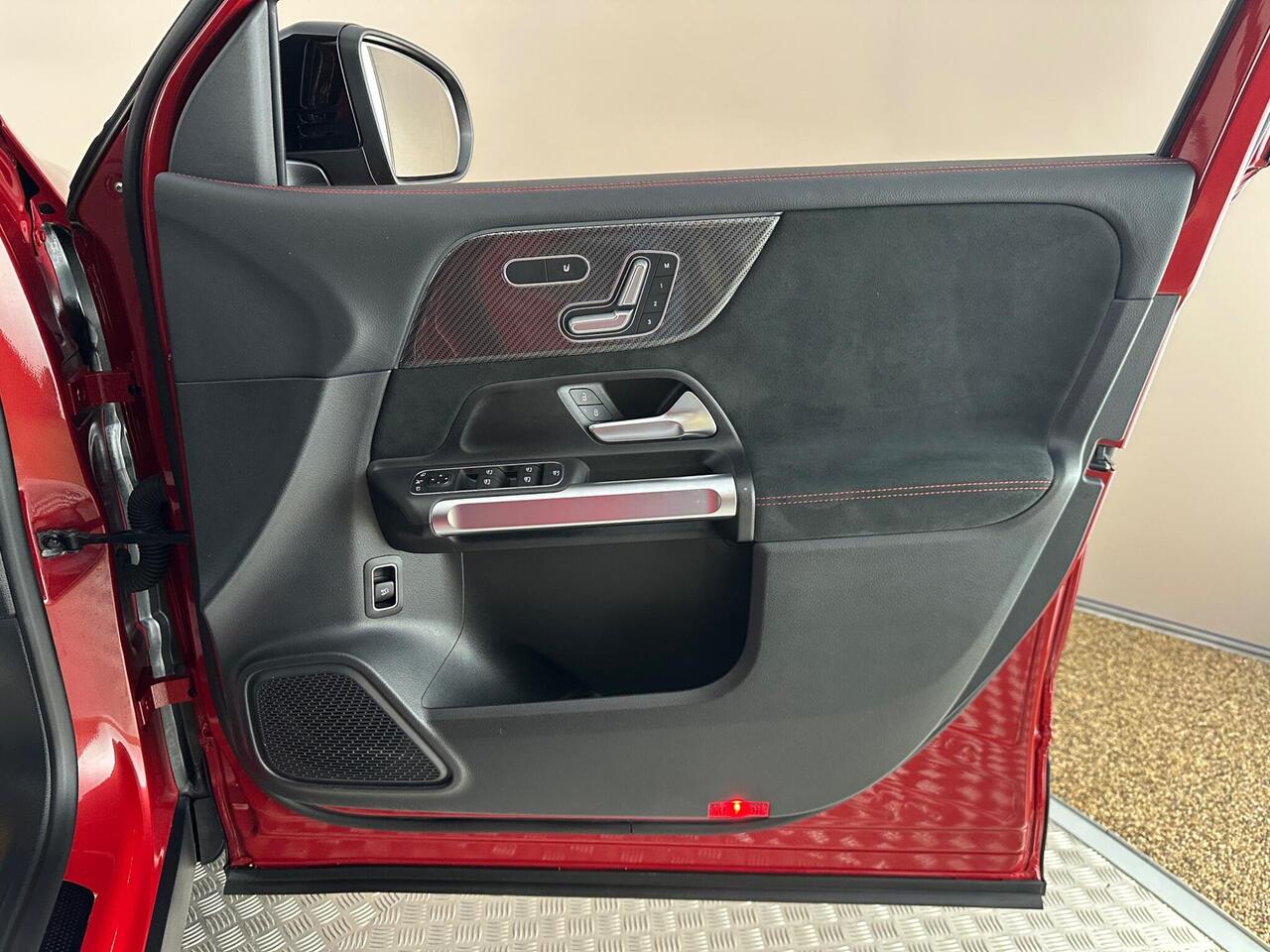 Mercedes-Benz GLB KN73TKD