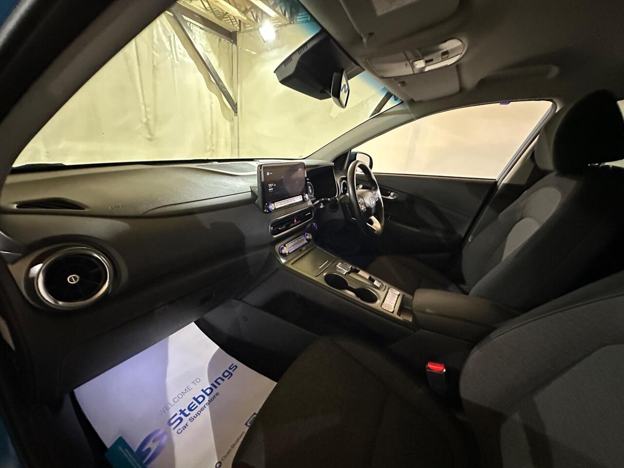 Hyundai KONA CA22BUE