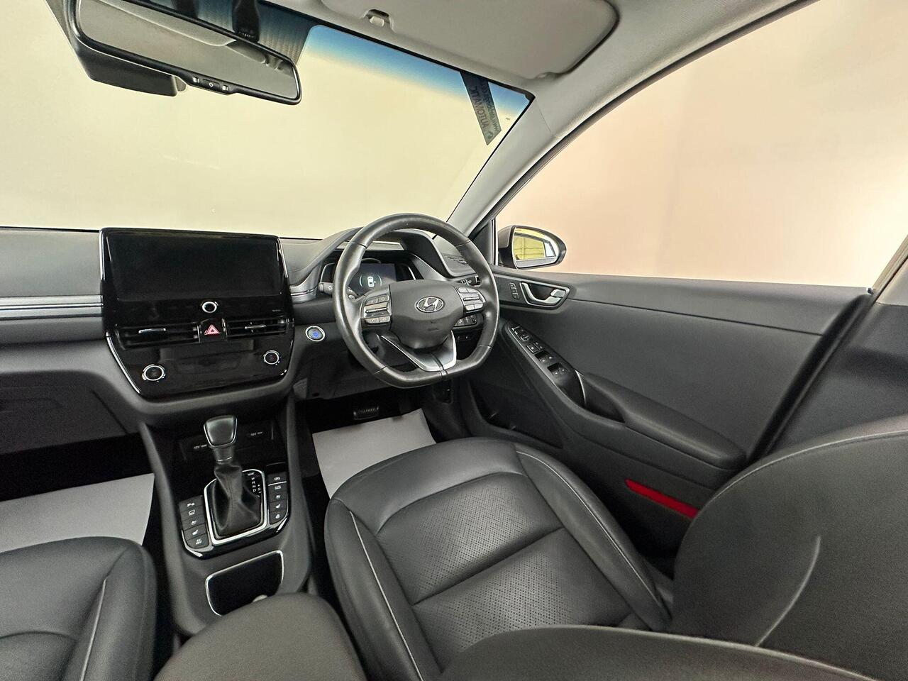 Hyundai IONIQ KM22UCT