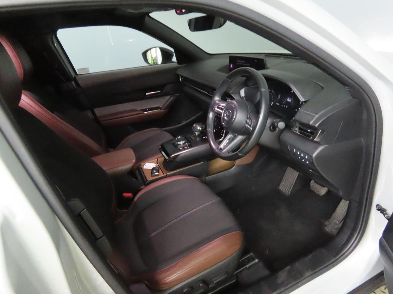 Mazda MX-30 LV71RUW