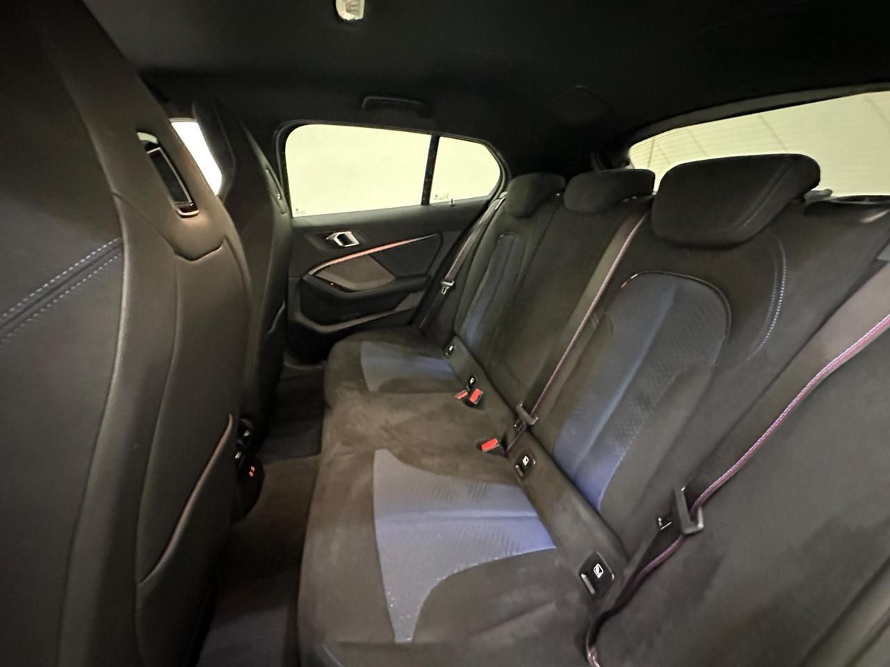 BMW 1 Series KR22XNT