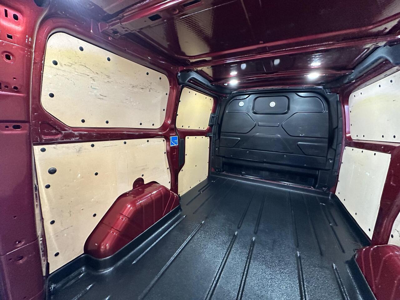 Ford Transit Custom MX22WJG
