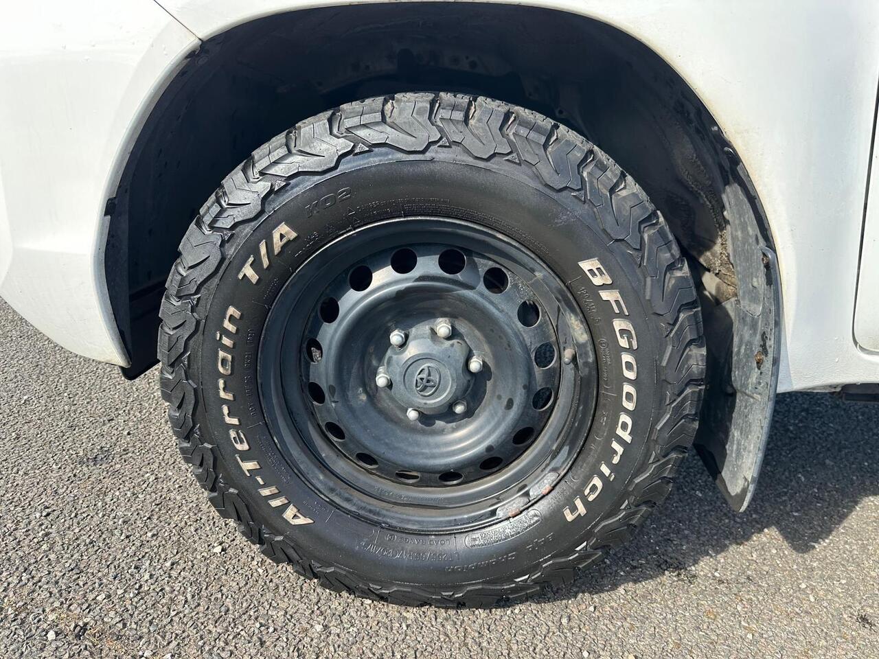 Toyota Hilux FH21OVU