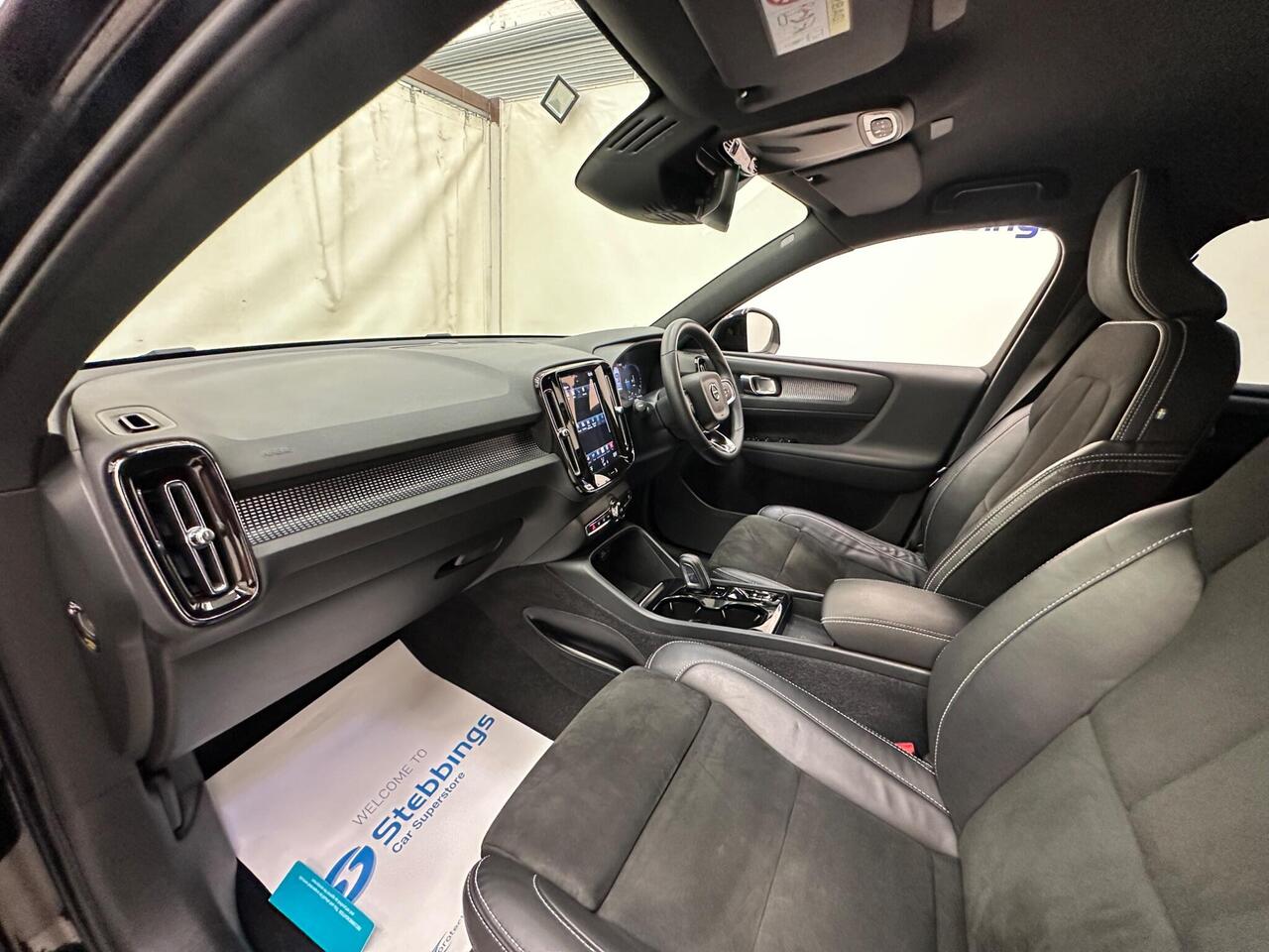 Volvo XC40 YT22VKE