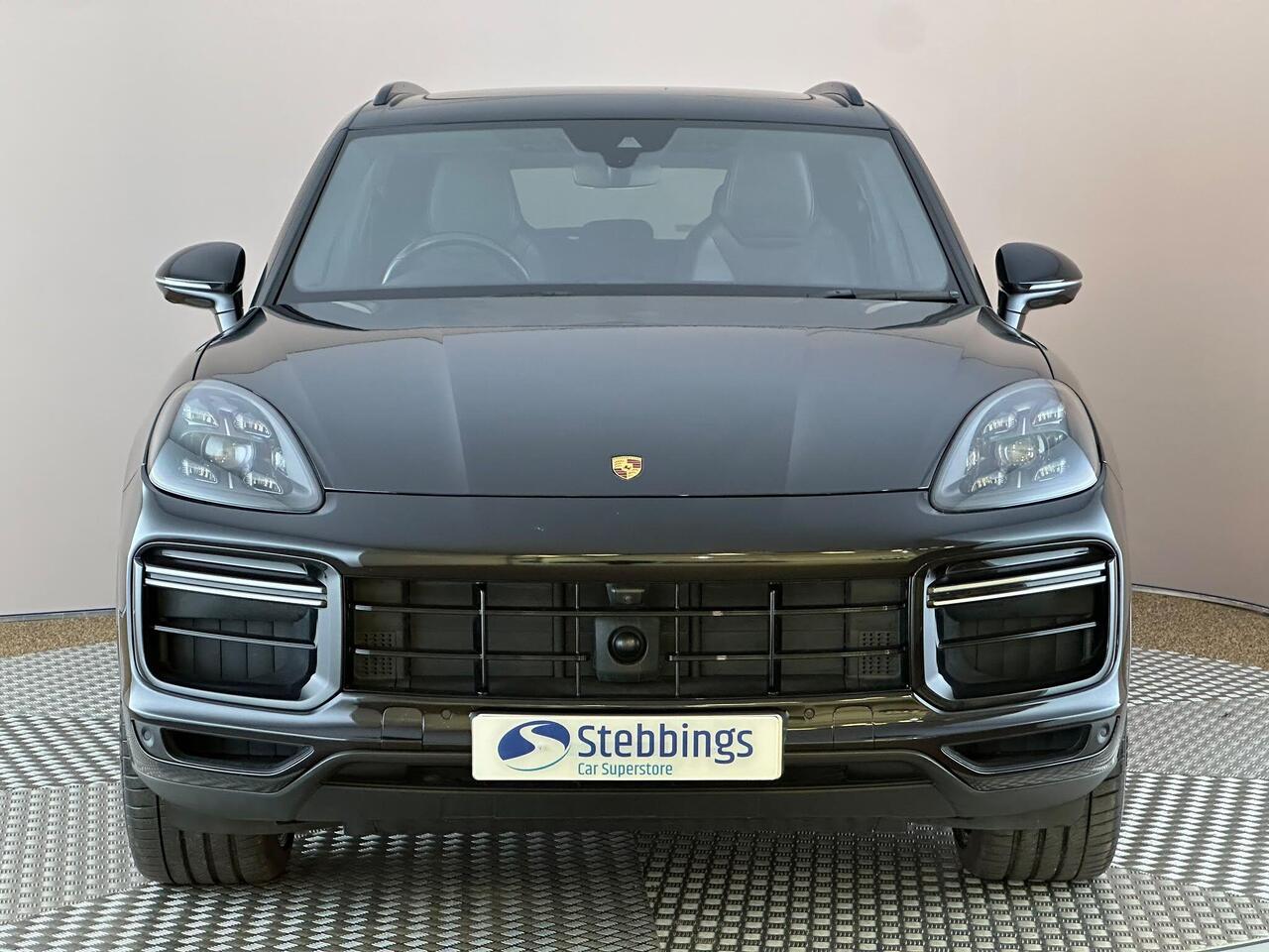Porsche Cayenne SW69BKY