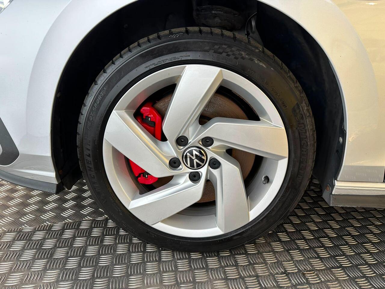 Volkswagen Golf BD72KTA
