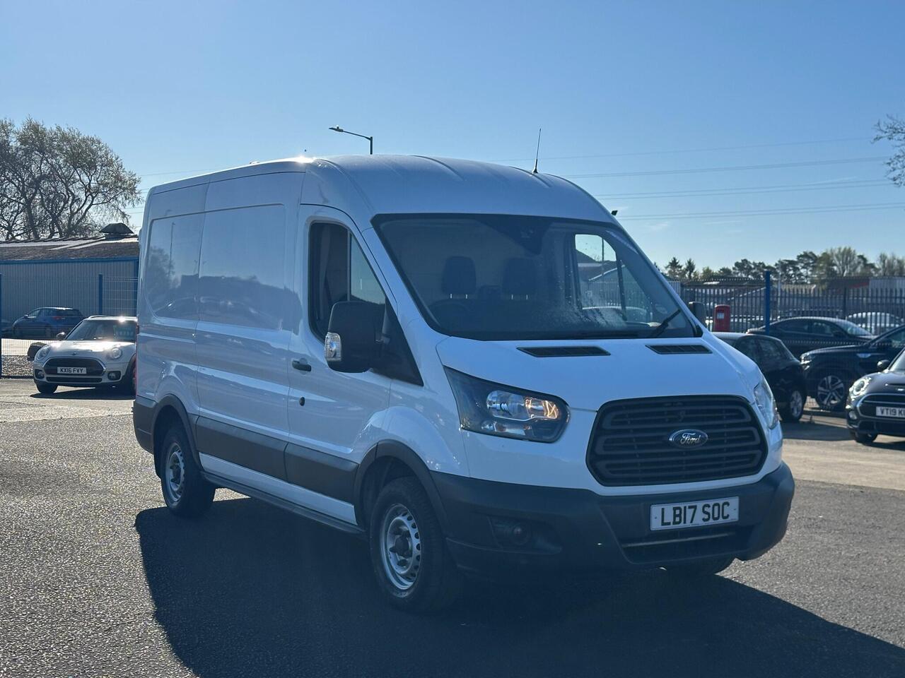 Ford Transit LB17SOC