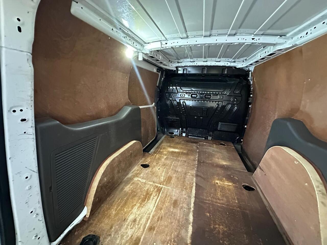 Ford Transit Connect EN69EOG