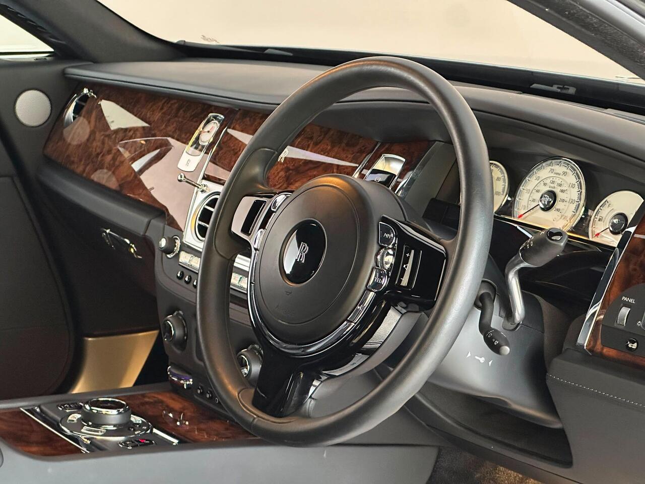Rolls-Royce Wraith AR16AHE