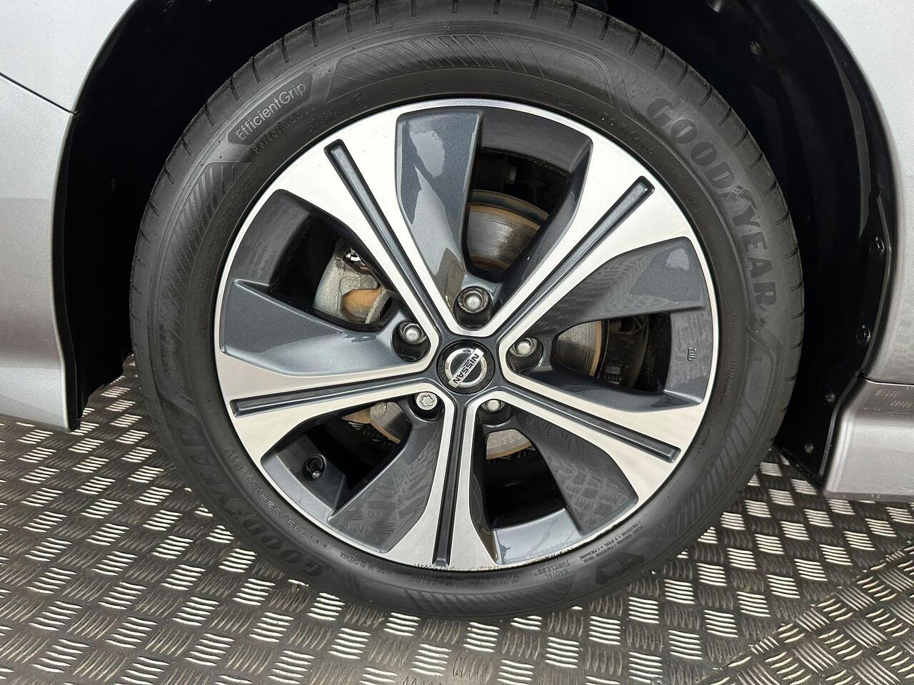 Nissan Leaf AP22EFD