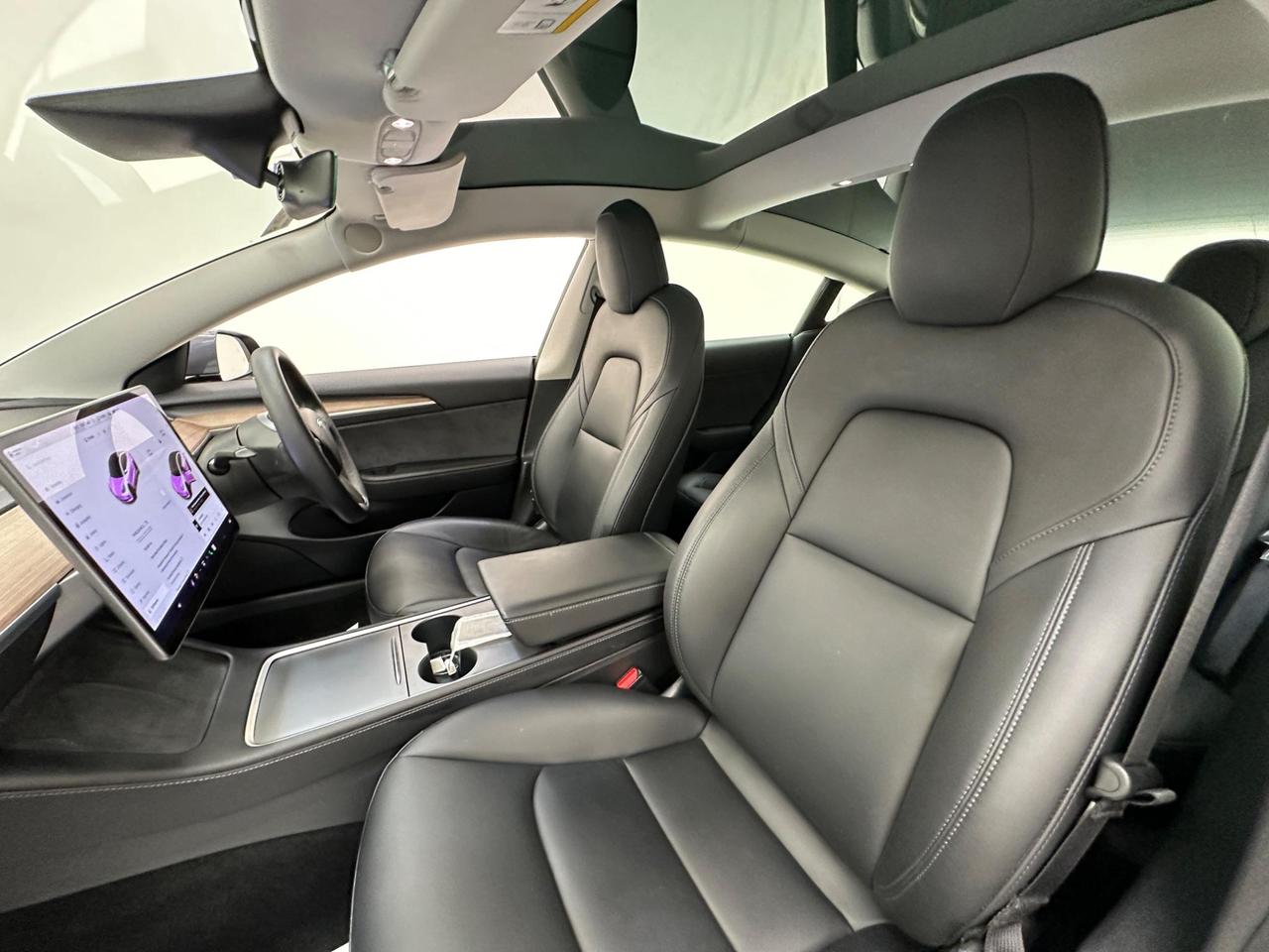 Tesla Model 3 LF71VYC