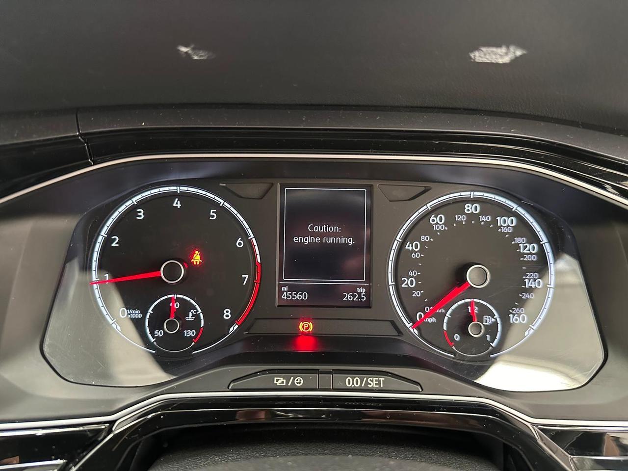 Volkswagen Polo AO21EVF