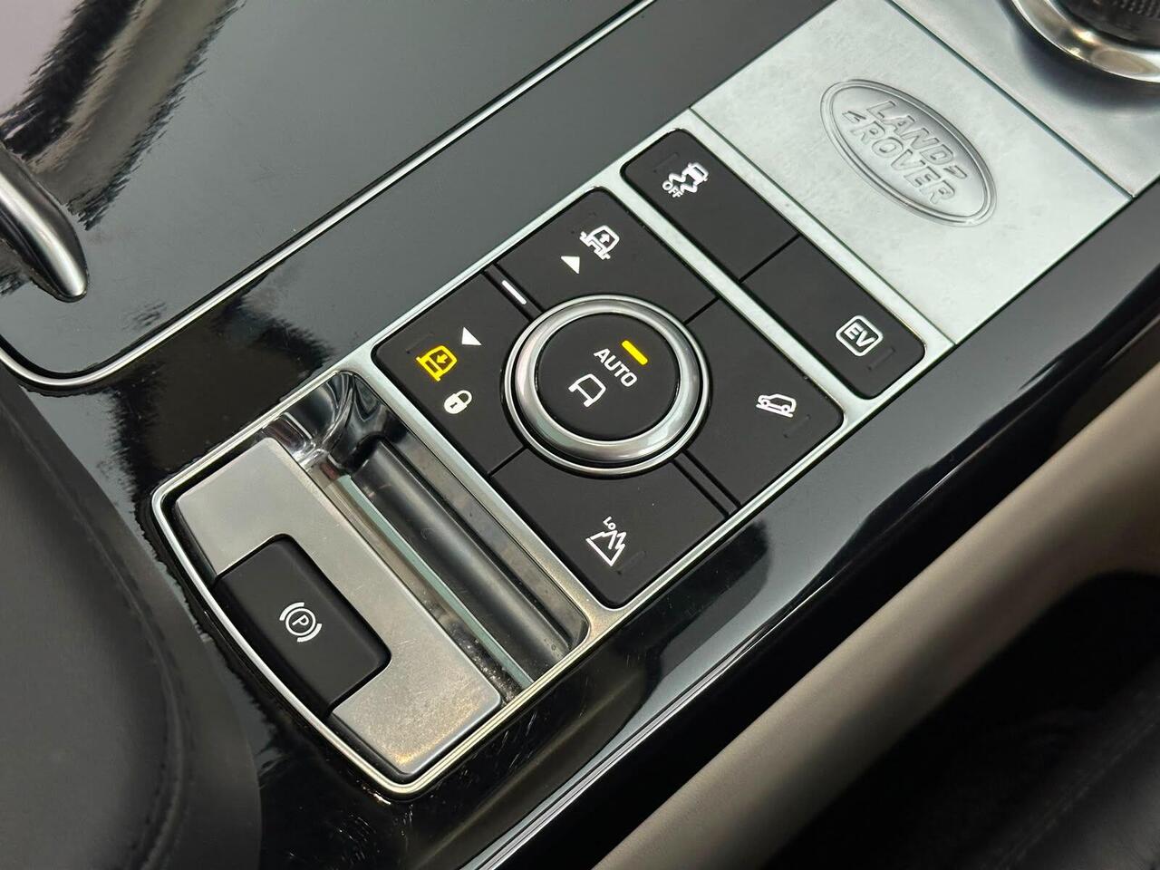 Land Rover Range Rover KV68HUY