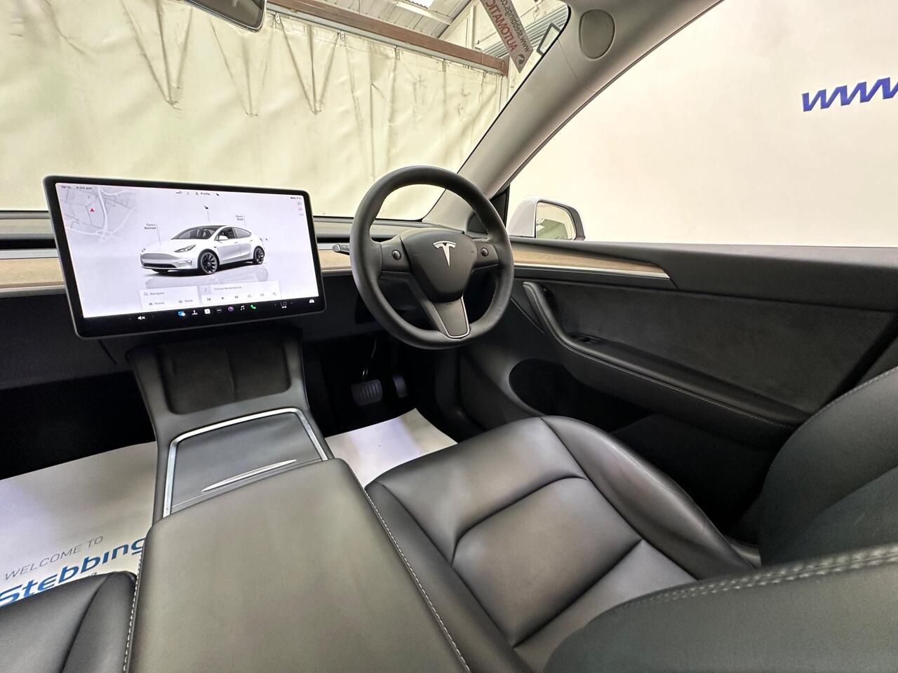 Tesla Model Y MW22ZYE