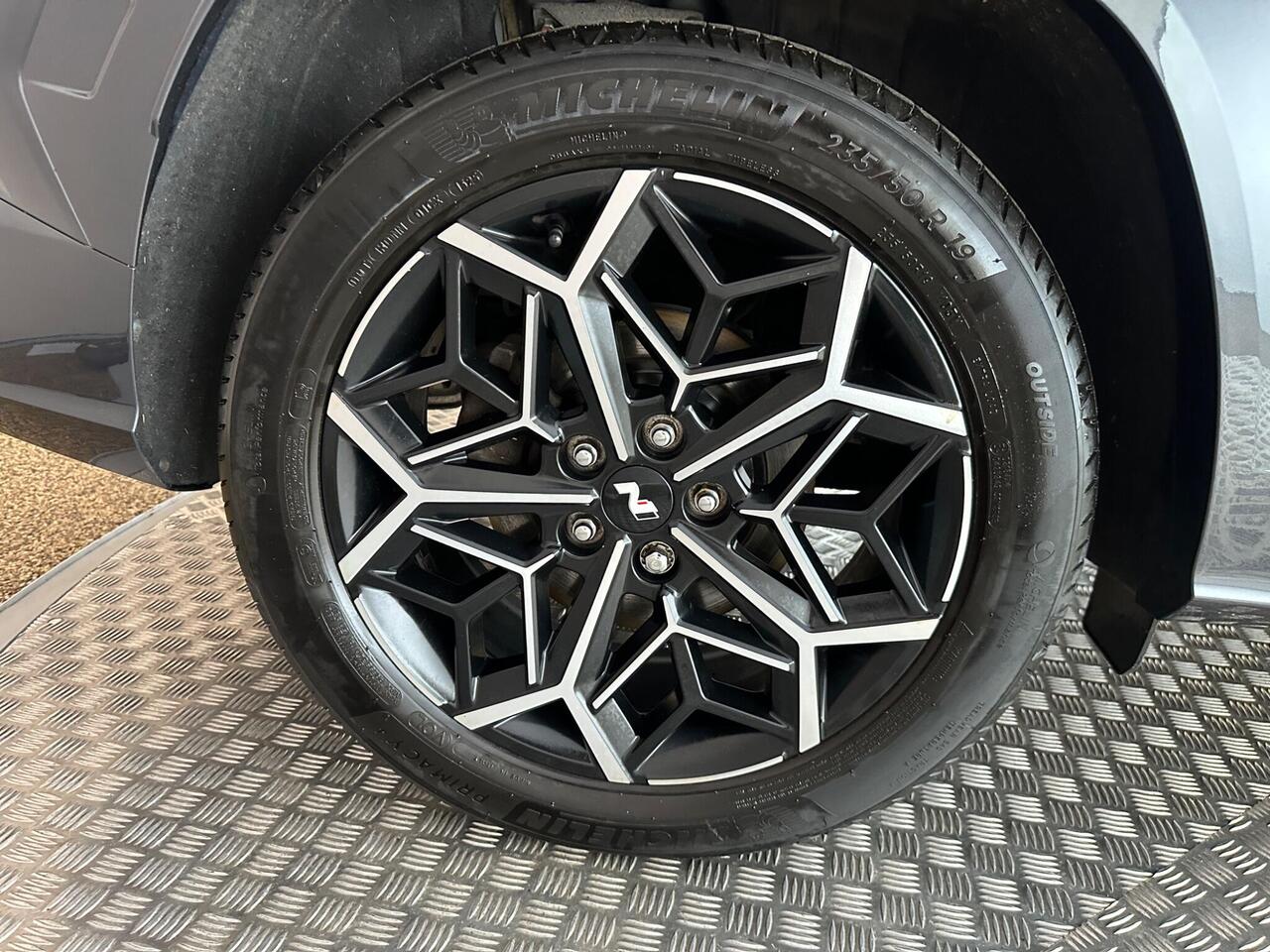 Hyundai TUCSON DV23XHC