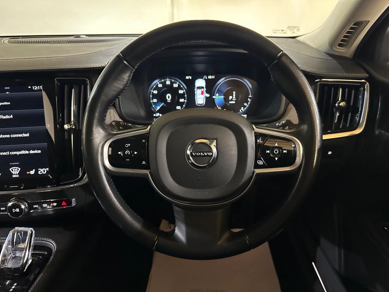Volvo V90 YS21KZW